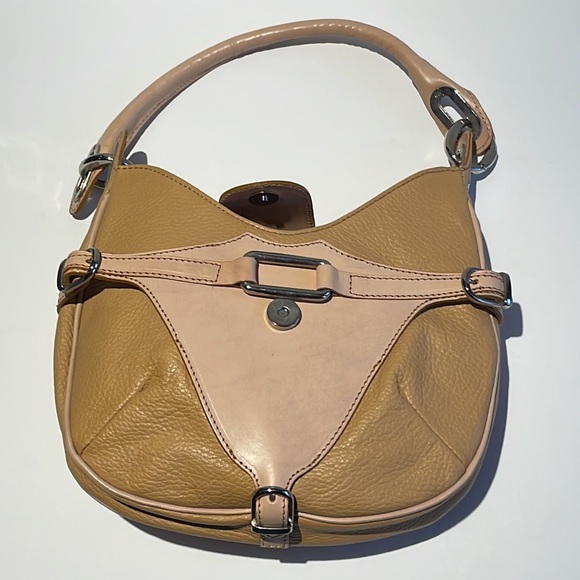 Guia’s genuine leather shoulder/hand bag - Picture 3 of 12